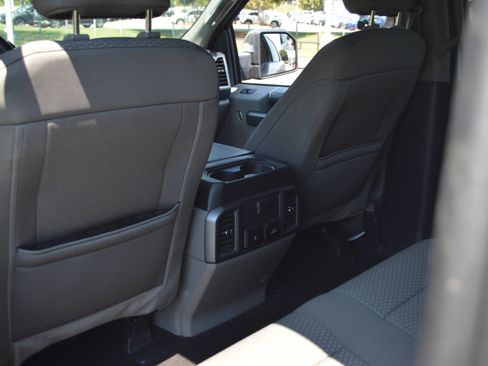 Used 2020 Ford F150 XLT w/ Equipment Group 302A Luxury AWD/4WD image 29