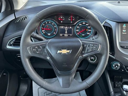 Used 2017 Chevrolet Cruze LT w/ Convenience Package FWD image 16