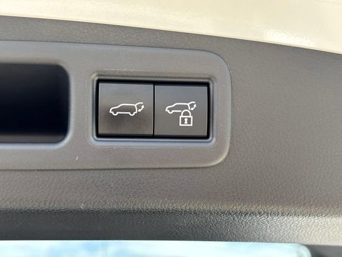 Used 2024 Lexus RX 350 Premium w/ Accessory Package (Z1) FWD image 28