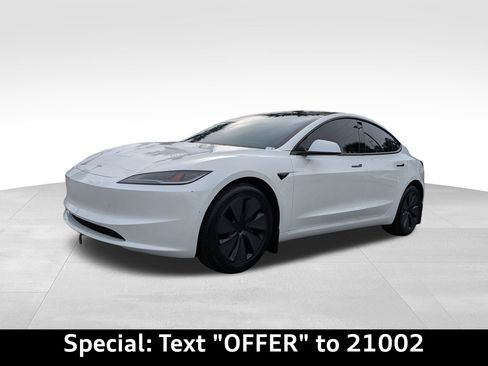 Used 2025 Tesla Model 3 Long Range image 8