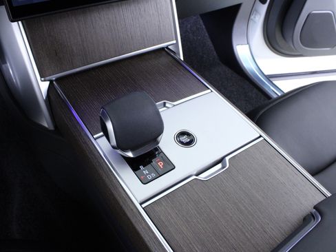 New 2026 Land Rover Range Rover SE image 22