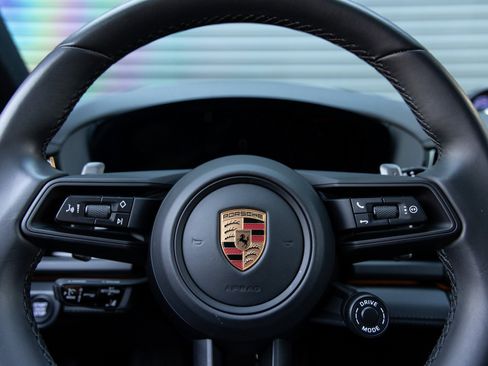 Used 2025 Porsche Panamera 4 E-Hybrid image 14