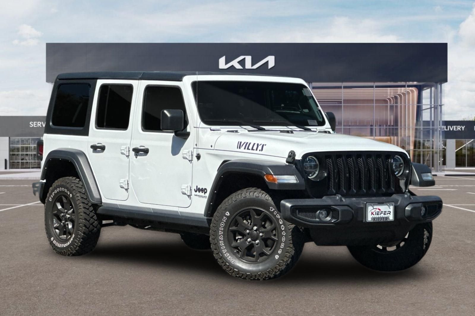 Used 2022 Jeep Wrangler Unlimited Sport AWD/4WD image 2