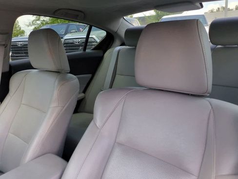 Used 2016 Acura ILX FWD image 8