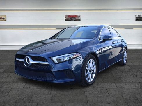 Used 2020 Mercedes-Benz A 220 image 3