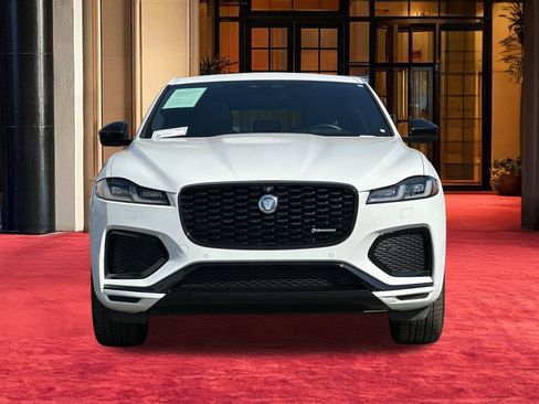 Used 2025 Jaguar F-PACE R-Dynamic S image 7