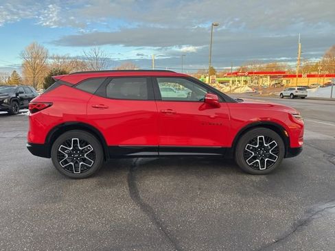 Used 2023 Chevrolet Blazer RS w/ Driver Confidence II Package image 6