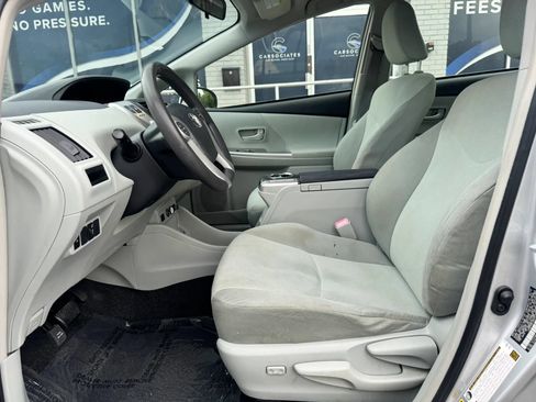 Used 2013 Toyota Prius V Three FWD image 16