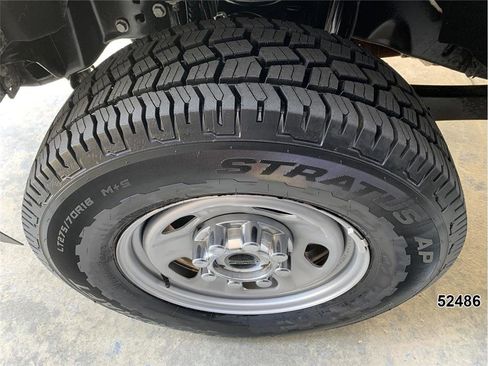 Used 2022 Ford F350 XL w/ Power Equipment Group image 19