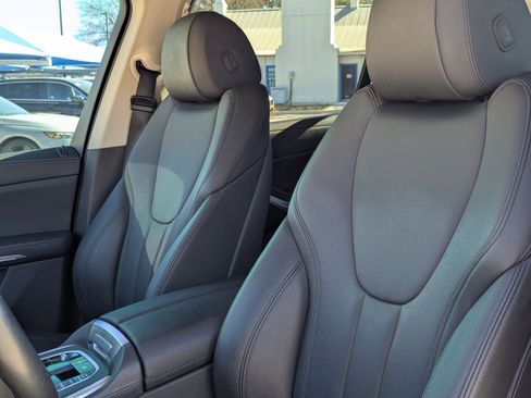 Used 2022 BMW X7 xDrive40i image 14