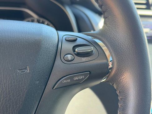 Used 2019 Nissan Murano Platinum w/ Cargo Package image 18