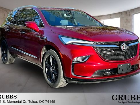 Used 2023 Buick Enclave Essence w/ Experience Buick Package FWD image 1