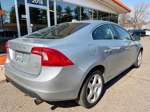 Used 2013 Volvo S60 T5 image 7