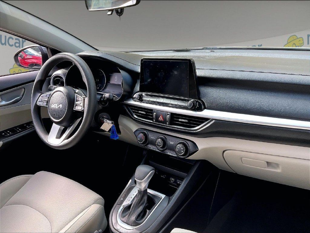 Used 2023 Kia Forte LXS w/ LXS Technology Package FWD image 12