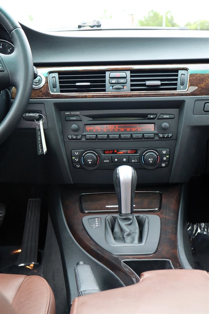 Used 2006 BMW 325i Sedan RWD image 13