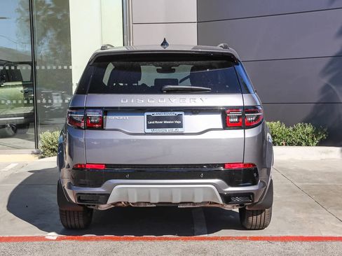 New 2025 Land Rover Discovery Sport S image 5