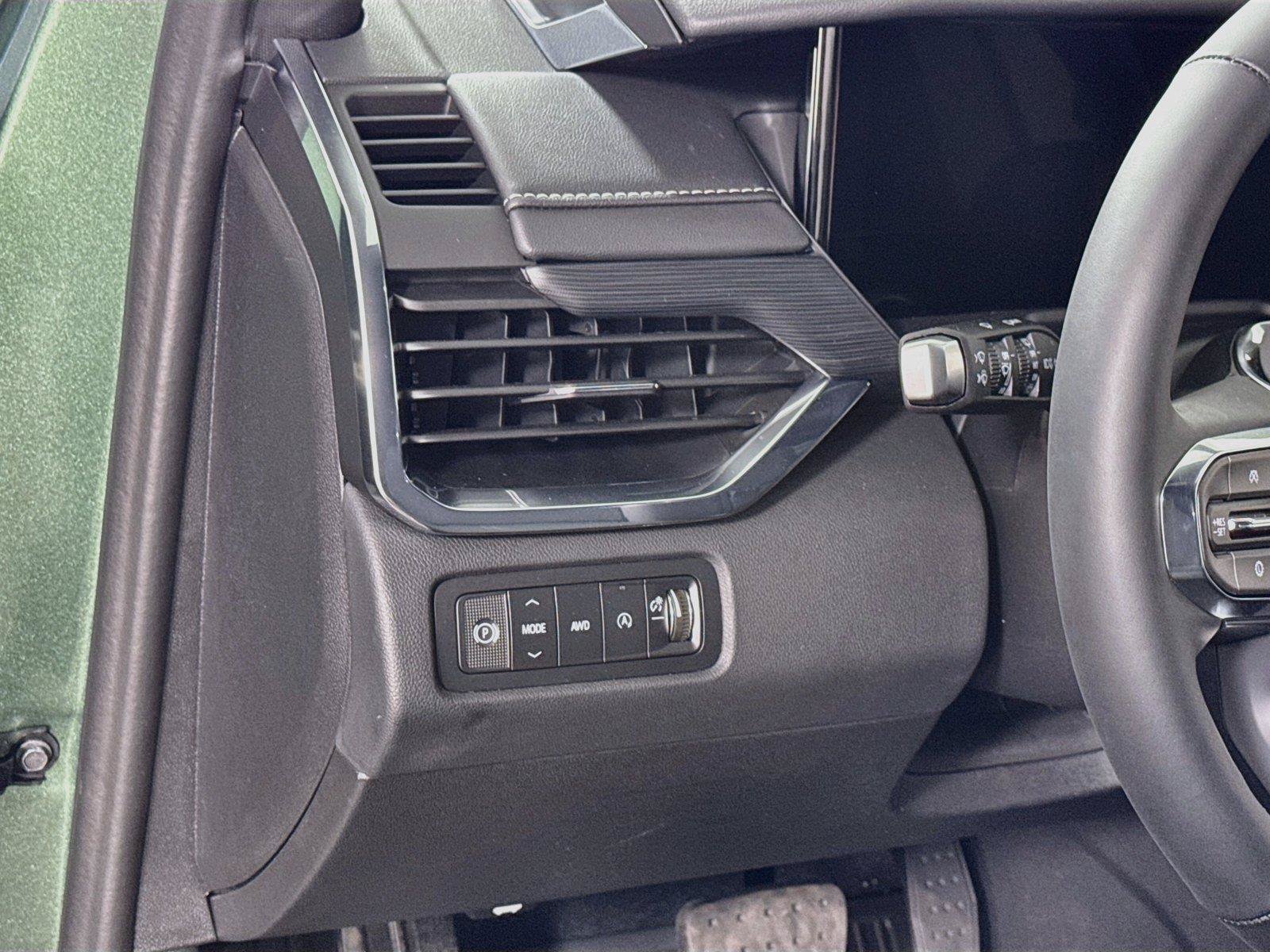 New 2027 GMC Acadia Elevation w/ LPO, Floor Liner Package AWD/4WD image 4