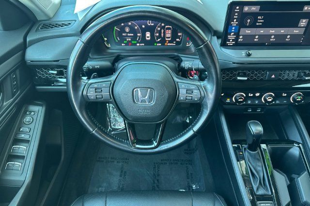 Used 2024 Honda Accord EX-L image 16