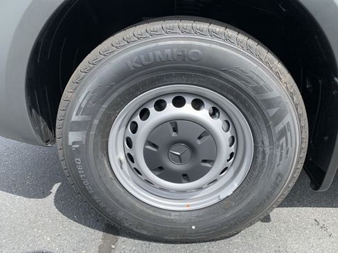 New 2025 Mercedes-Benz Sprinter 2500 image 13