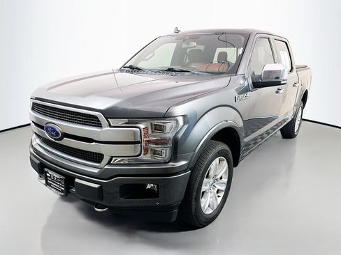 Used 2019 Ford F150 Platinum w/ Equipment Group 701A Luxury AWD/4WD image 3