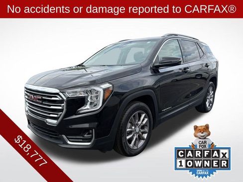 Used 2023 GMC Terrain SLT image 2