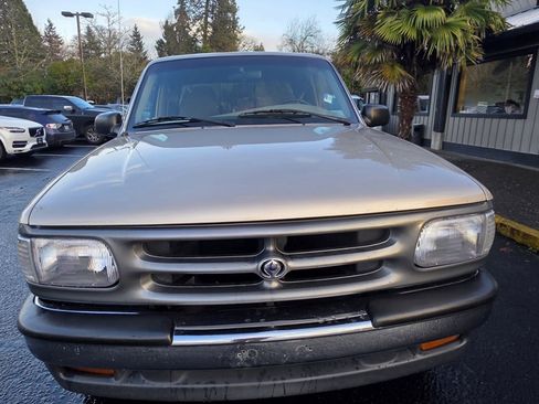 Used 1997 MAZDA B-Series Pickup B4000 4wd Se Manual, 5-spd V6, image 9