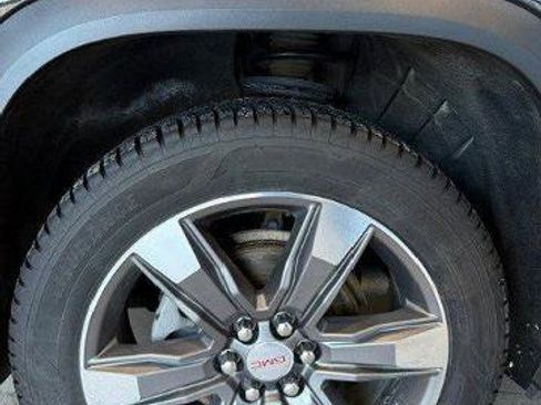 Used 2019 GMC Acadia SLT AWD/4WD image 29