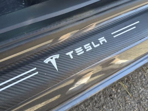 Used 2020 Tesla Model 3 Standard Range Plus image 13