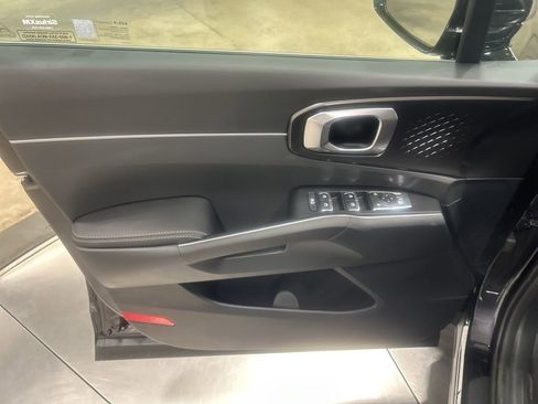 New 2025 Kia Sorento EX w/ Panoramic Sunroof Package image 12