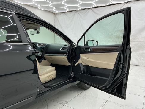 Used 2017 Subaru Outback 3.6R Limited AWD/4WD image 17