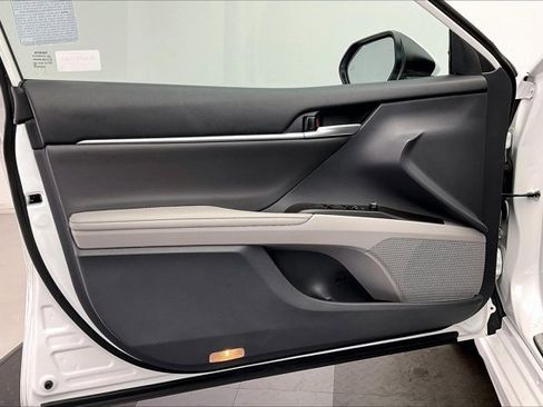 Used 2024 Toyota Camry XSE image 25