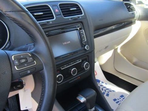 Used 2011 Volkswagen Jetta TDI image 11