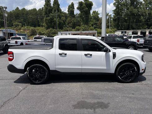 Certified 2025 Ford Maverick XLT w/ Equipment Group 302A AWD/4WD image 5