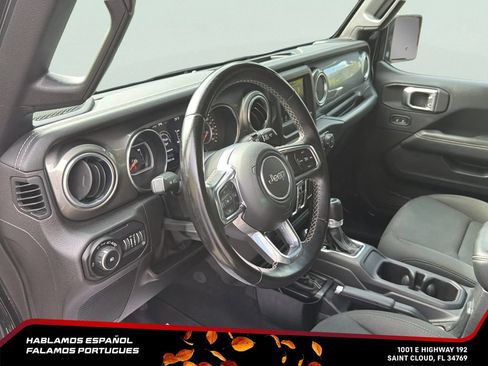 Used 2019 Jeep Wrangler Unlimited Sahara w/ Safety Group AWD/4WD image 25