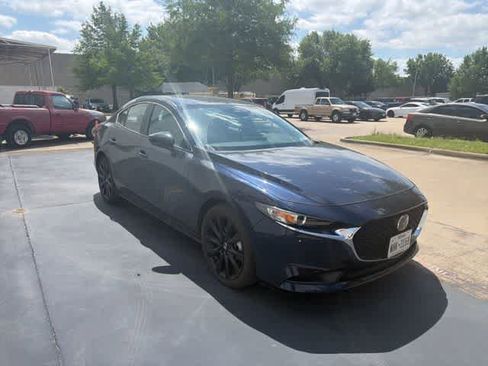 Used 2025 MAZDA MAZDA3 s FWD image 1