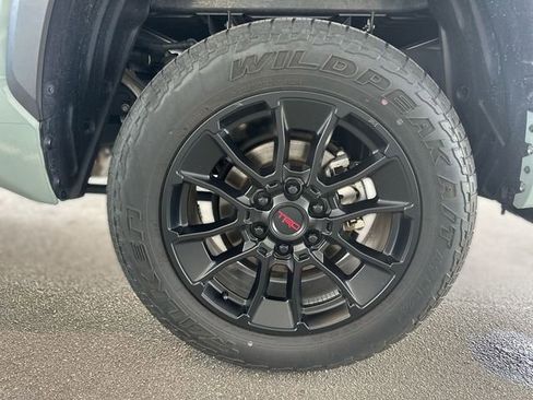 Used 2024 Toyota Tundra SR5 w/ SR5 Premium Package AWD/4WD image 10