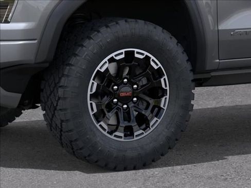New 2026 GMC Canyon AT4 w/ Technology Plus Package AWD/4WD image 9