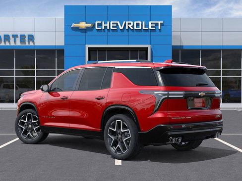 New 2025 Chevrolet Traverse High Country image 3