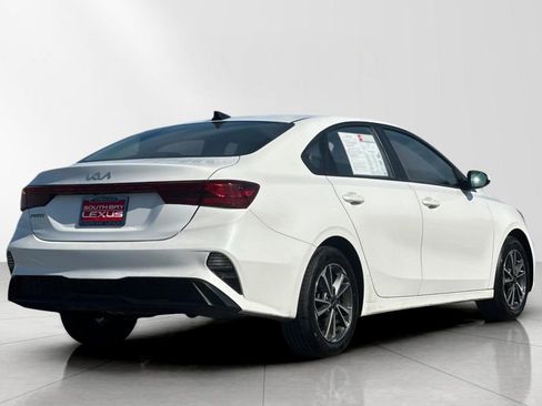 Used 2023 Kia Forte LXS image 6