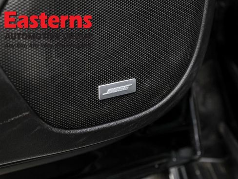 Used 2022 GMC Acadia SLT w/ Technology Package image 23