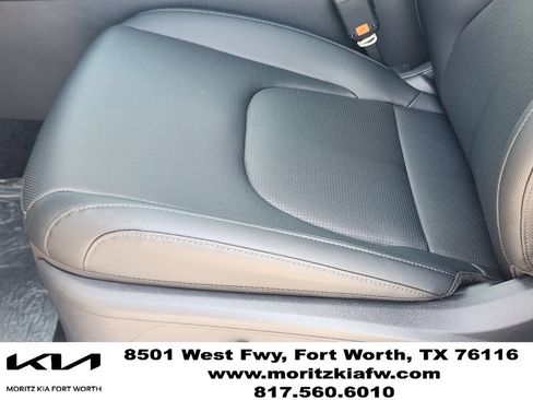 New 2026 Kia Sportage EX FWD image 17
