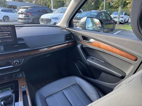 Certified 2022 Audi Q5 2.0T Premium w/ Convenience Package image 14