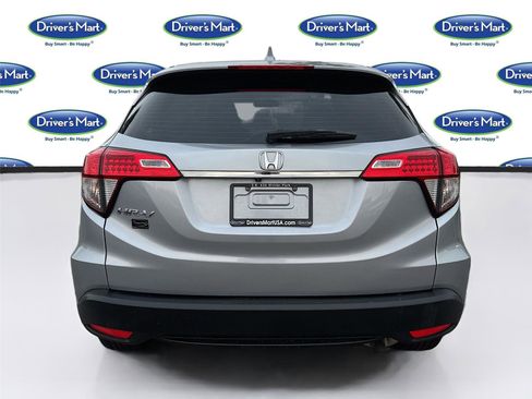 Used 2019 Honda HR-V LX image 7