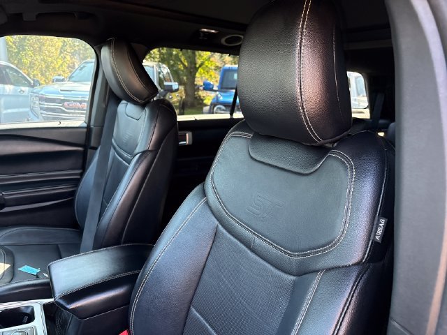 Used 2020 Ford Explorer ST w/ ST High-Performance Pack AWD/4WD image 9