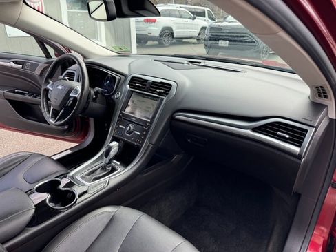 Used 2016 Ford Fusion Titanium image 51