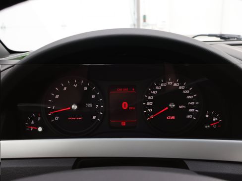 Used 2009 Pontiac G8 GT w/ Premium Package RWD image 10