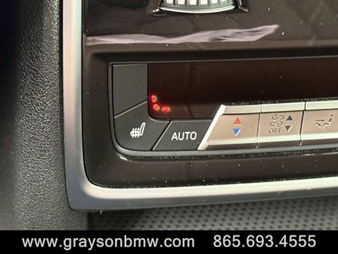 Used 2025 BMW X5 xDrive50e image 33