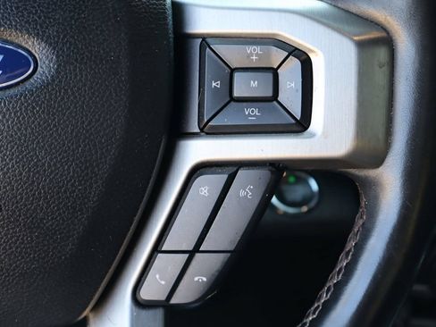 Used 2019 Ford F150 Platinum w/ Equipment Group 701A Luxury AWD/4WD image 14