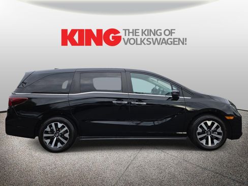Used 2025 Honda Odyssey EX-L image 2