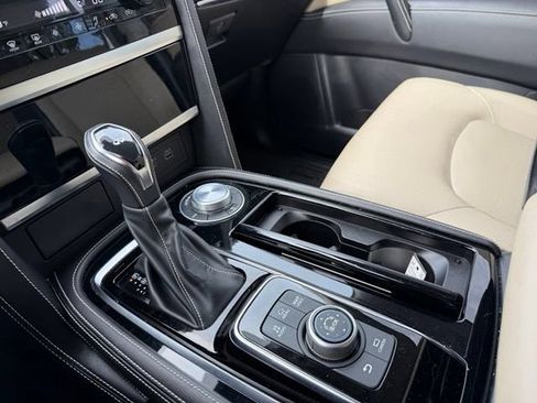 Certified 2023 INFINITI QX80 Premium Select w/ All-Season Package AWD/4WD image 18